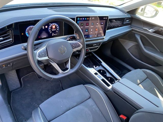Passat Variant 2.0 TDI DSG Elegance IQ.DRIVE/AHK