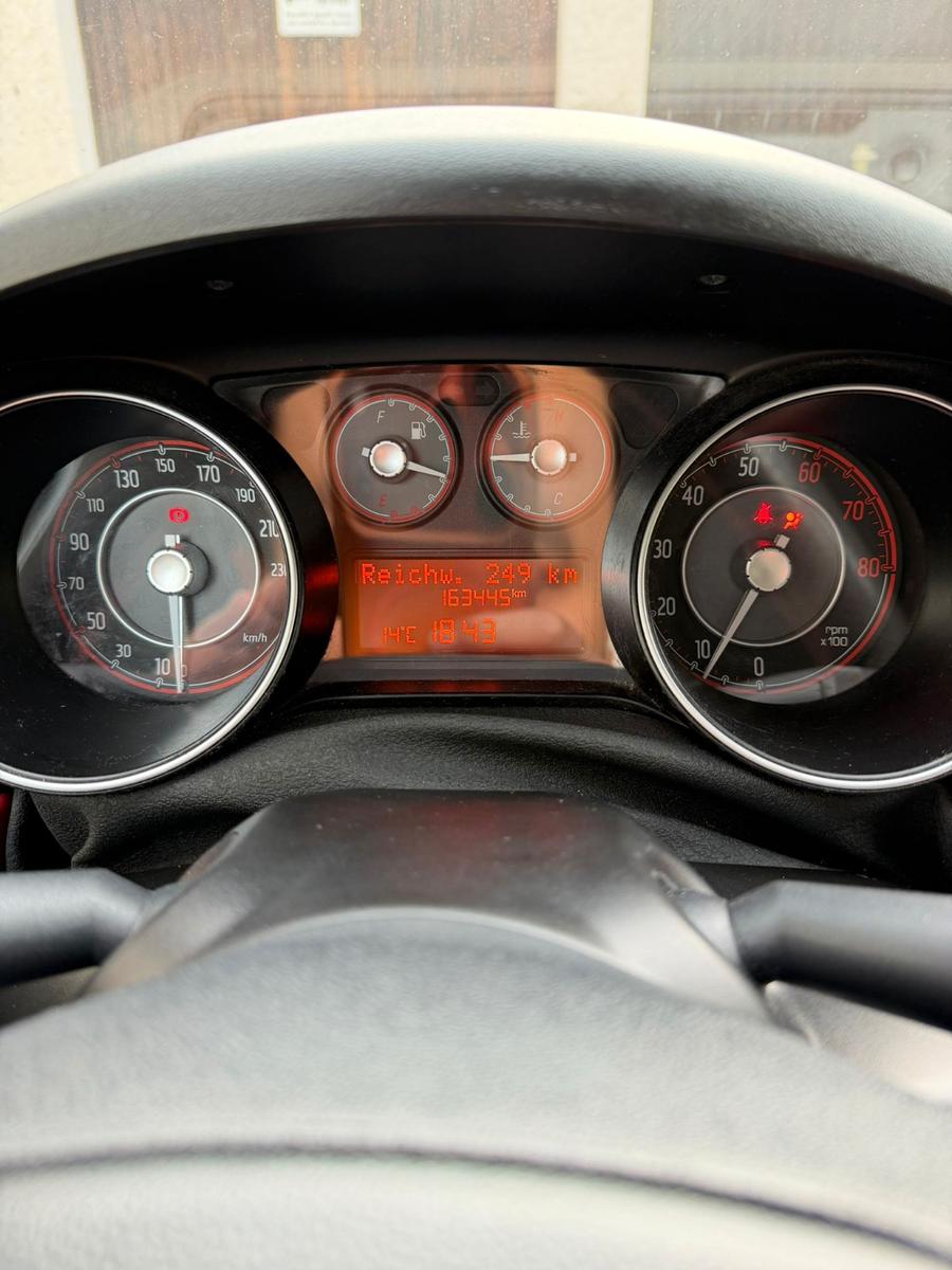 Fiat Punto 1.4 MultiAir Turbo 16V Start&Stopp Spo...