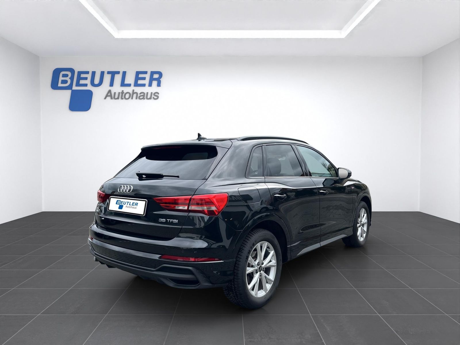 Audi Q3 35 1.5 TFSI S Line 18" Panorama LED CarPlay foto 6
