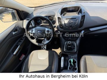 Ford Kuga - 10