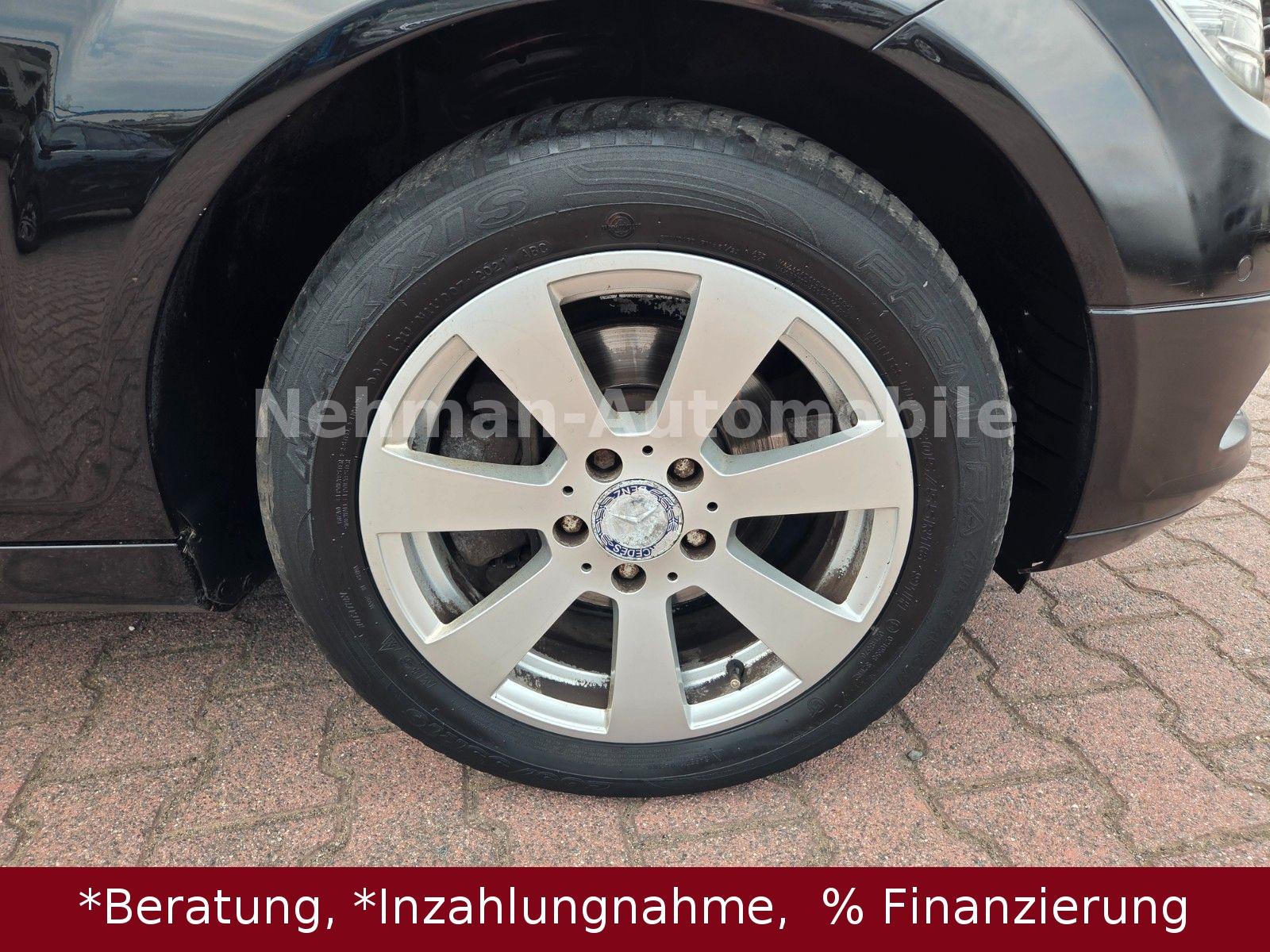 Mercedes-Benz C200 2010 — photo 18
