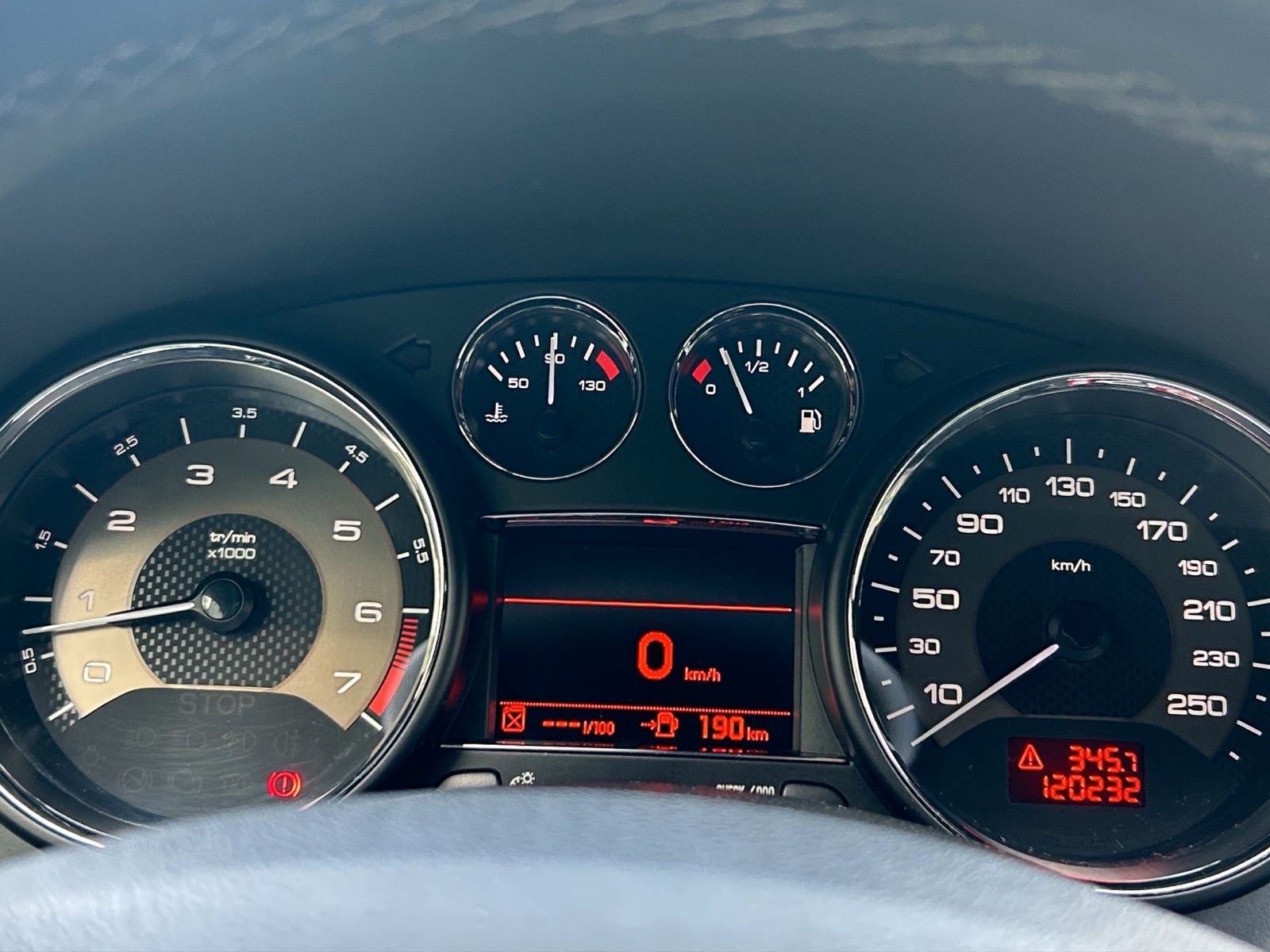 Fahrzeugabbildung Peugeot RCZ 200 Klimaaut/el Ledersitze/Shz/Xenon/