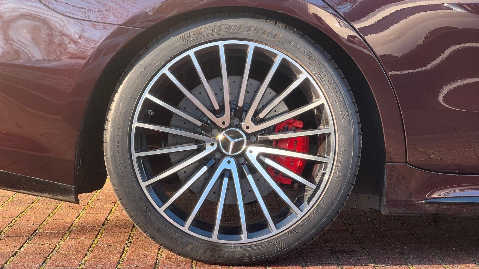 Fahrzeugabbildung Mercedes-Benz S500 4Matic Lang*AMG*LUFT