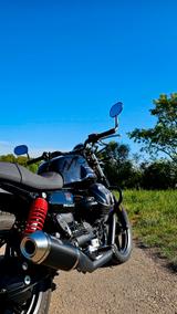 Moto Guzzi V7 Stone Special Edition Garantie bis 11/2028 - Moto Guzzi V7 Special Edition