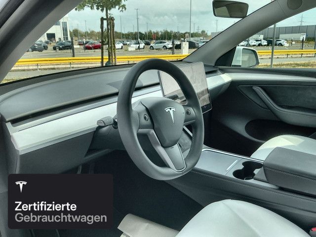 Tesla Model Y Long Range AWD foto 11