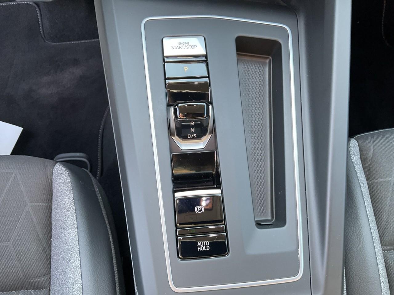 Volkswagen Golf VIII GOAL 1.5 eTSI OPF, DSG, Navi, LED-Plus, миниатюра 15