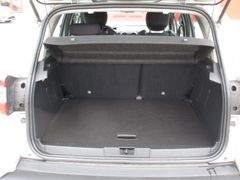 Fahrzeugabbildung Captur Dynamique dCi 90 AHK ACC Fahrerprofil SHZ