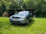 Opel Astra 1.6 16V Selection | 8-fach bereift - Opel Astra aus 2001: 1.8