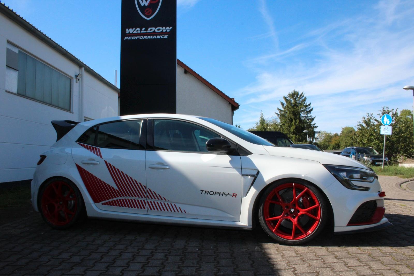 Renault Megane IV R.S. Trophy-R