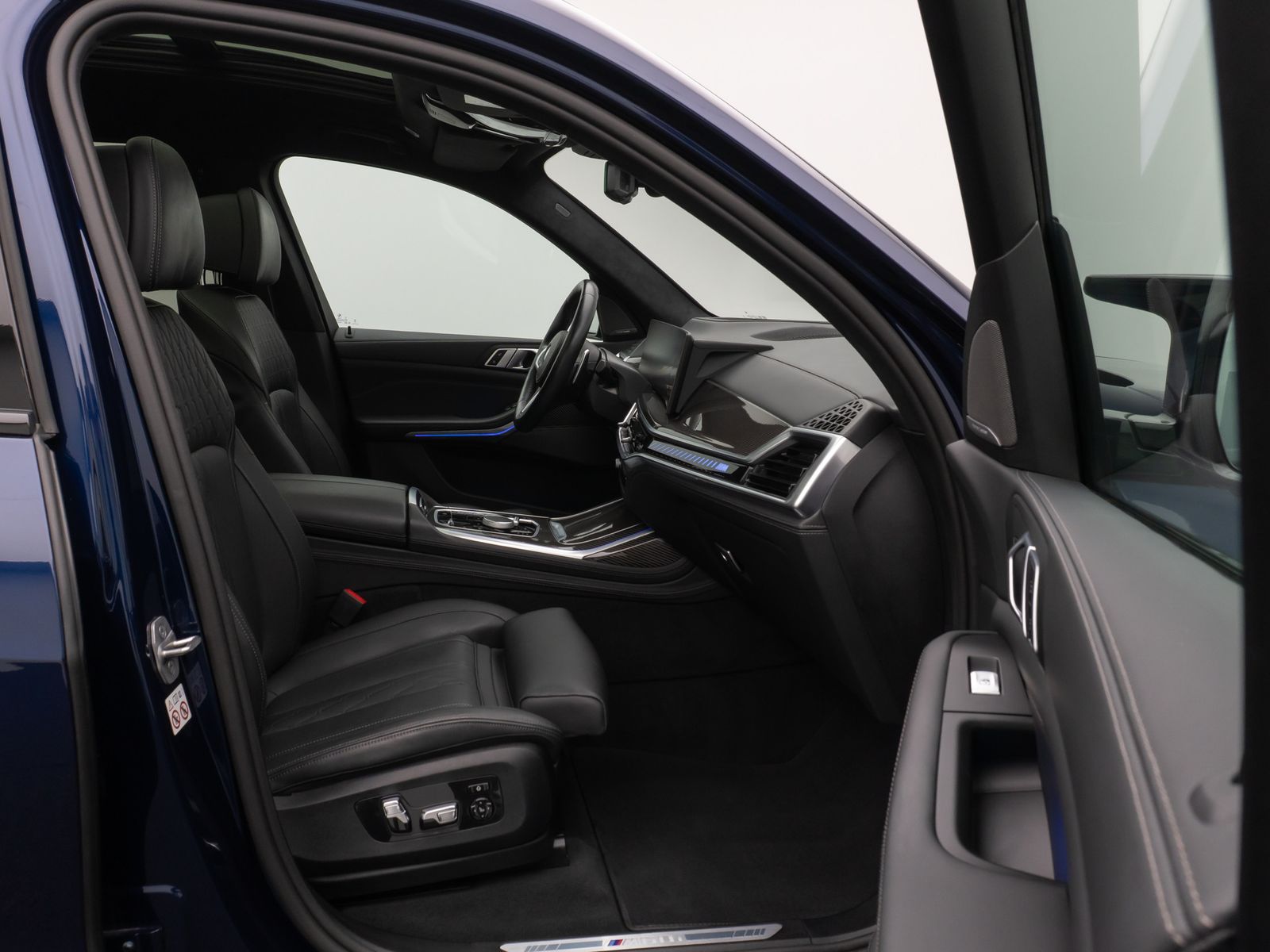 Fahrzeugabbildung BMW X7 M60i xD Panorama 360° HUD DAB H/K SoftCL22"