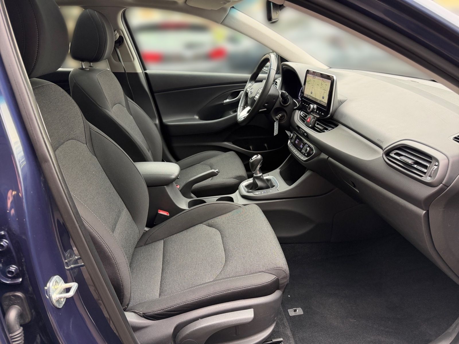 Fahrzeugabbildung Hyundai i30 1.5 T-GDI Intro Edition Navi LED Mild-Hybrid