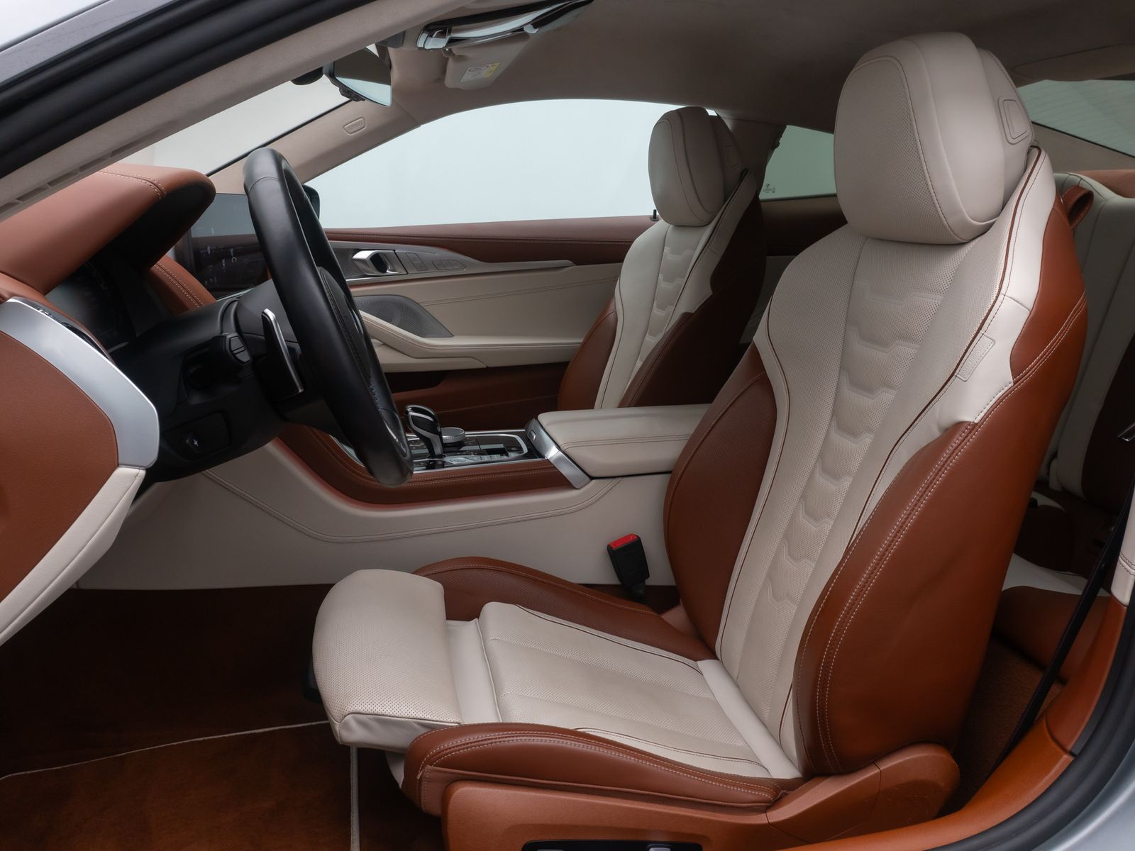 Fahrzeugabbildung BMW M850i xD Coup&eacute; B&W 360&deg;Laser DAB Individual Voll