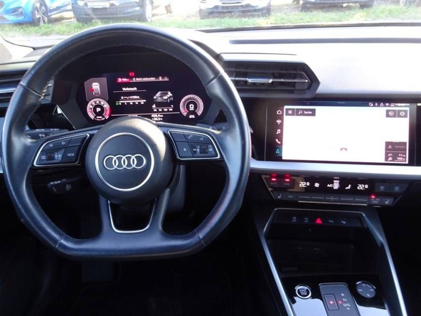 Fahrzeugabbildung Audi A3 Sportback 1.5 TFSI MHEV S line