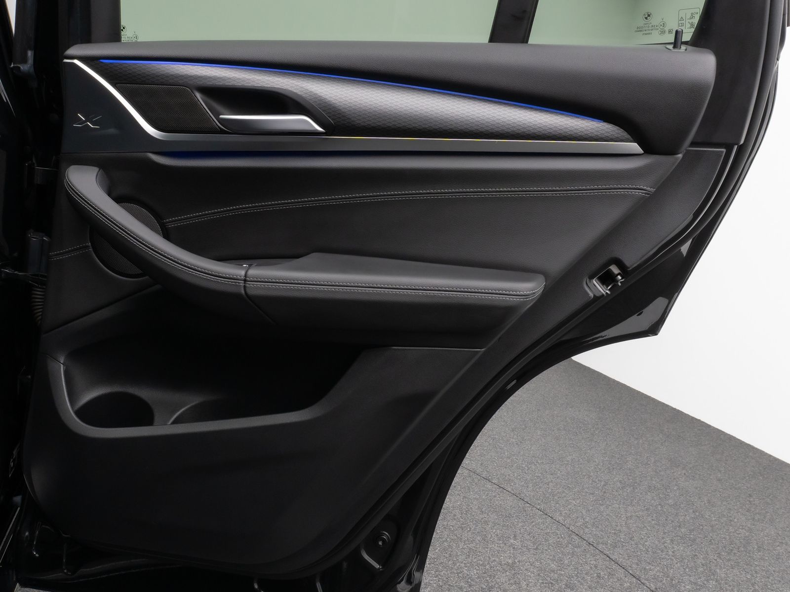 Fahrzeugabbildung BMW X3 xD20i M Sport Panorama 360°DAB Komfort 21Zoll