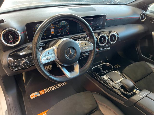 Mercedes-Benz A35 AMG 4Matic *PANO*LED*PDC*CARPLAY*