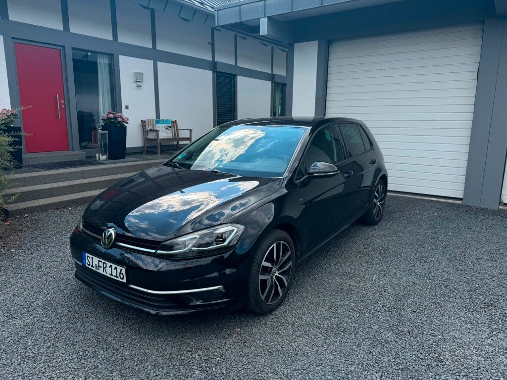 Image of Volkswagen Golf