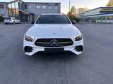 Mercedes-Benz E 300 de AMG Line  HUD PANO DESIGNO 1.Hand - Mercedes-Benz E 300 in Lübeck