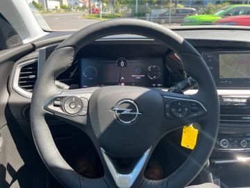 Opel Grandland 1.2 Turbo GS Automatik Navi AHK