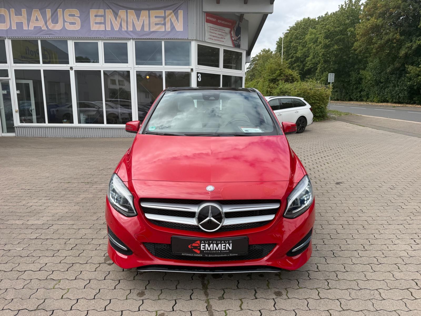 Mercedes-Benz B 200 Style Automatik/ACC/Pano/Navi/Alle Assiste