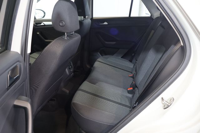 Volkswagen T-Roc 1.5 TSI Life AID+NAVI+LANE+LED+17"+AHK