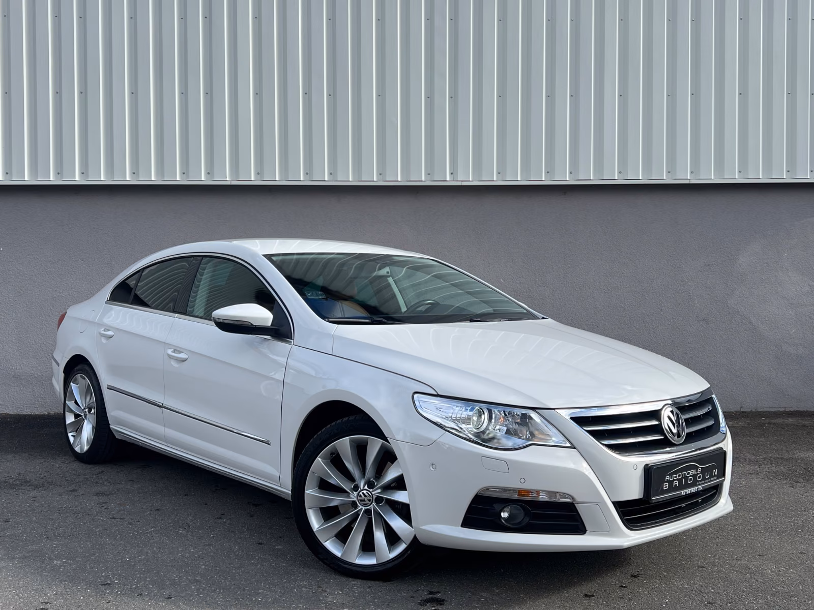 Volkswagen Passat CC 2.0 TDI 170 ch DSG • Cuir Nappa • Bi-Xénon • Park Assist • 18"