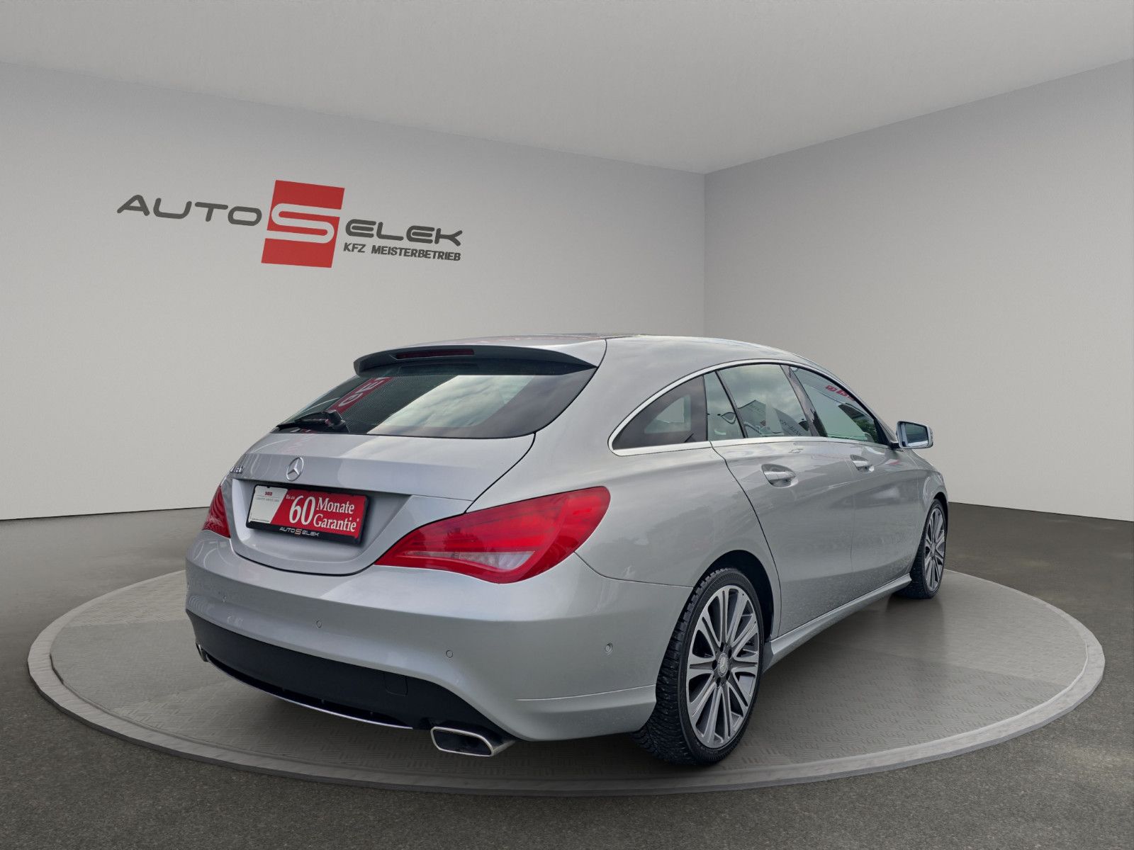 Fahrzeugabbildung Mercedes-Benz 180 CLA Shooting Brake /AUT/NAVI/PDC/LED/NIGHT