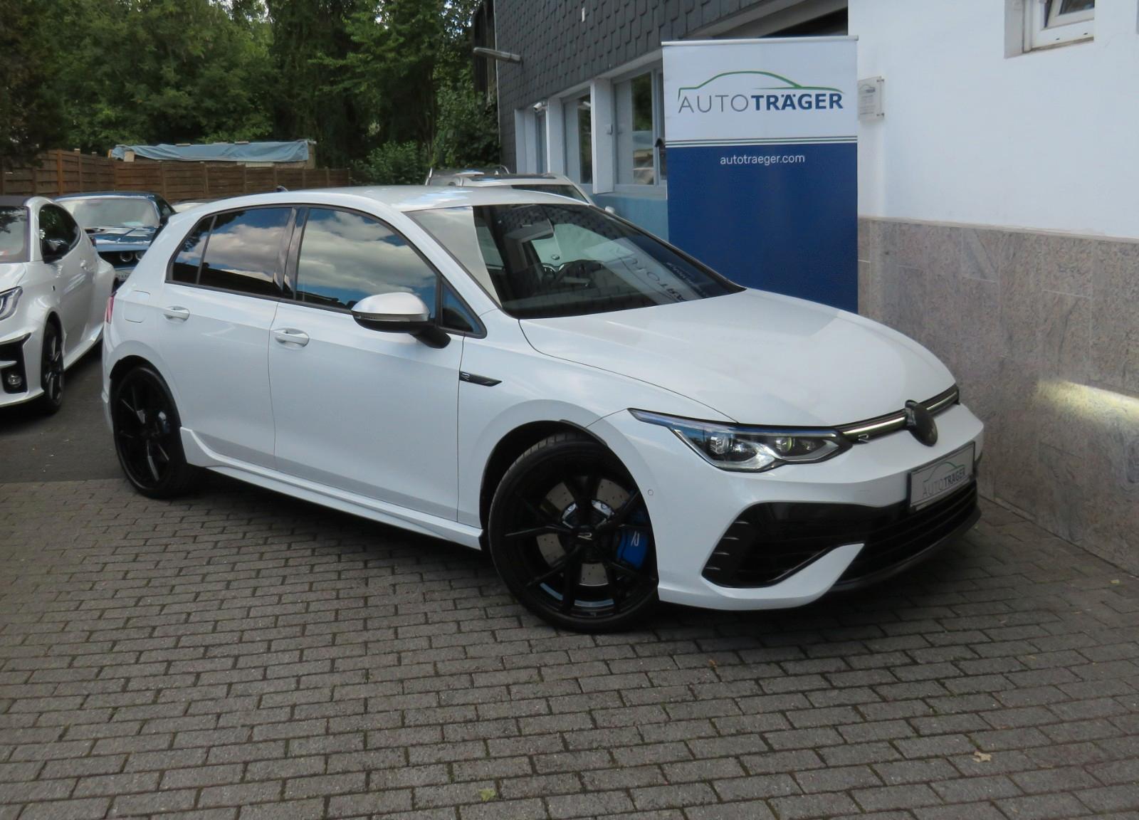 Volkswagen Golf VIII Lim. R 4Motion // ACC/DCC/h-k/Kam/Top!