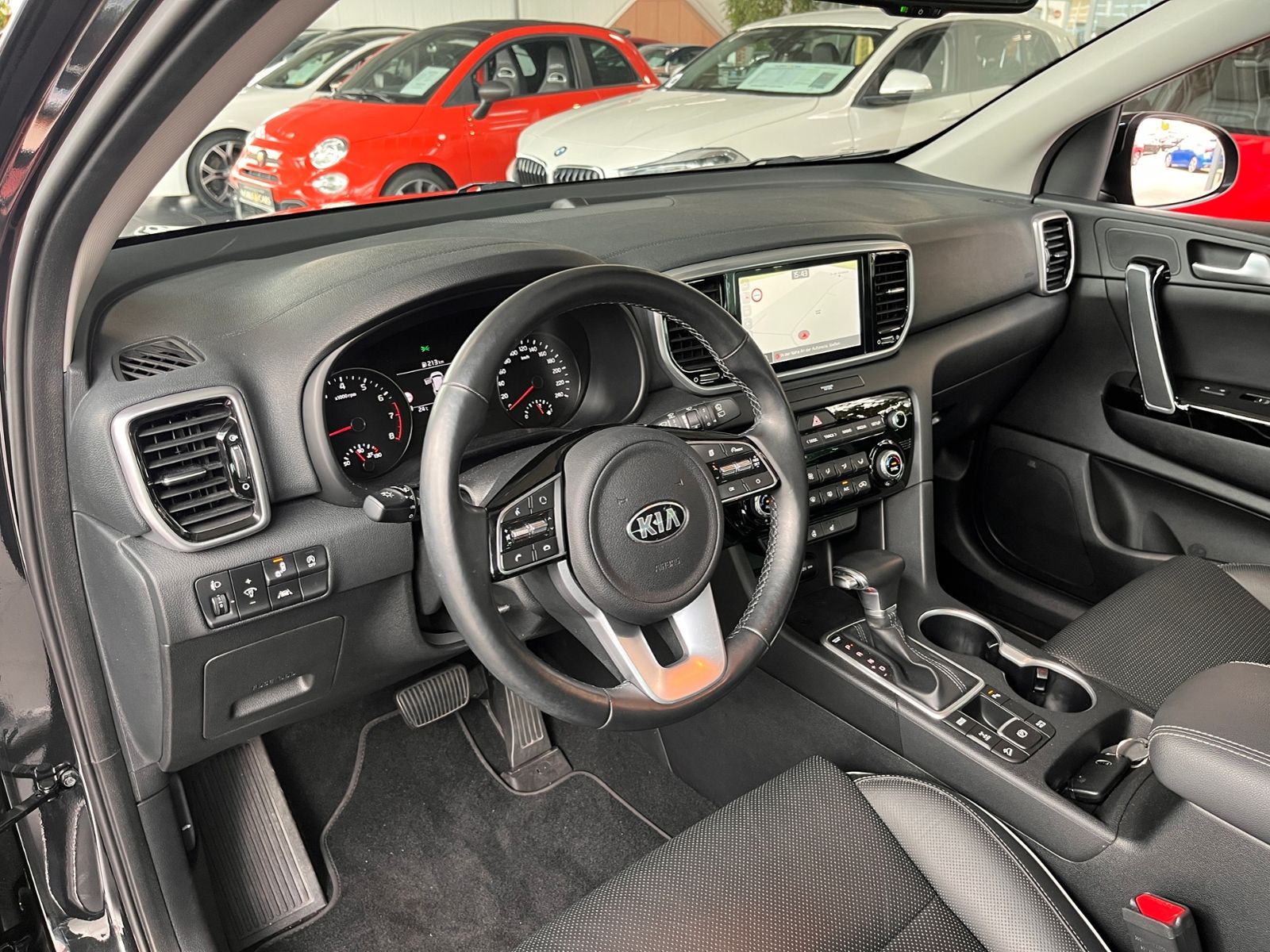 Fahrzeugabbildung Kia Sportage Black Edition 4WD JBL LED NAVI