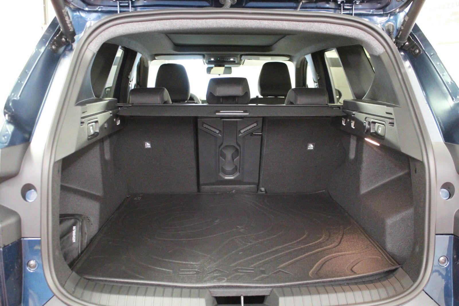 Fahrzeugabbildung Dacia Bigster mild hybrid-G 140 Extreme *Winter-Paket*