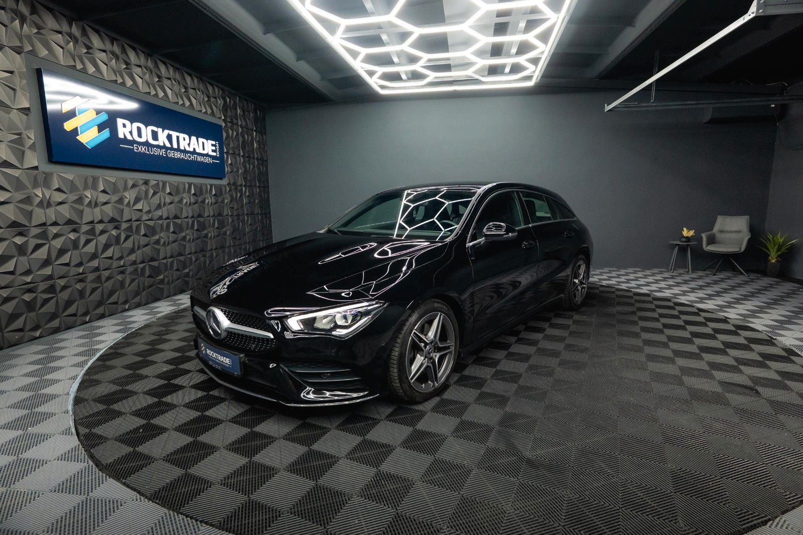 MERCEDES-BENZ CLA 200 Shooting Brake AMG Line *ACC*LED*DAB+*