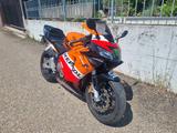 Honda CBR 600 rr Fireblade - HONDA 2004 FIREBLADE