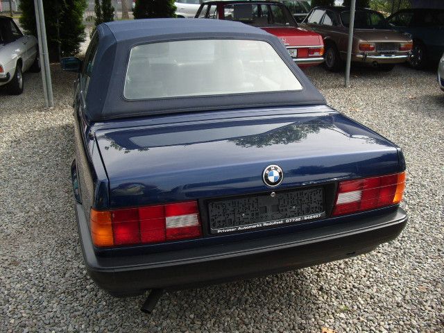 BMW 3 Series 1992