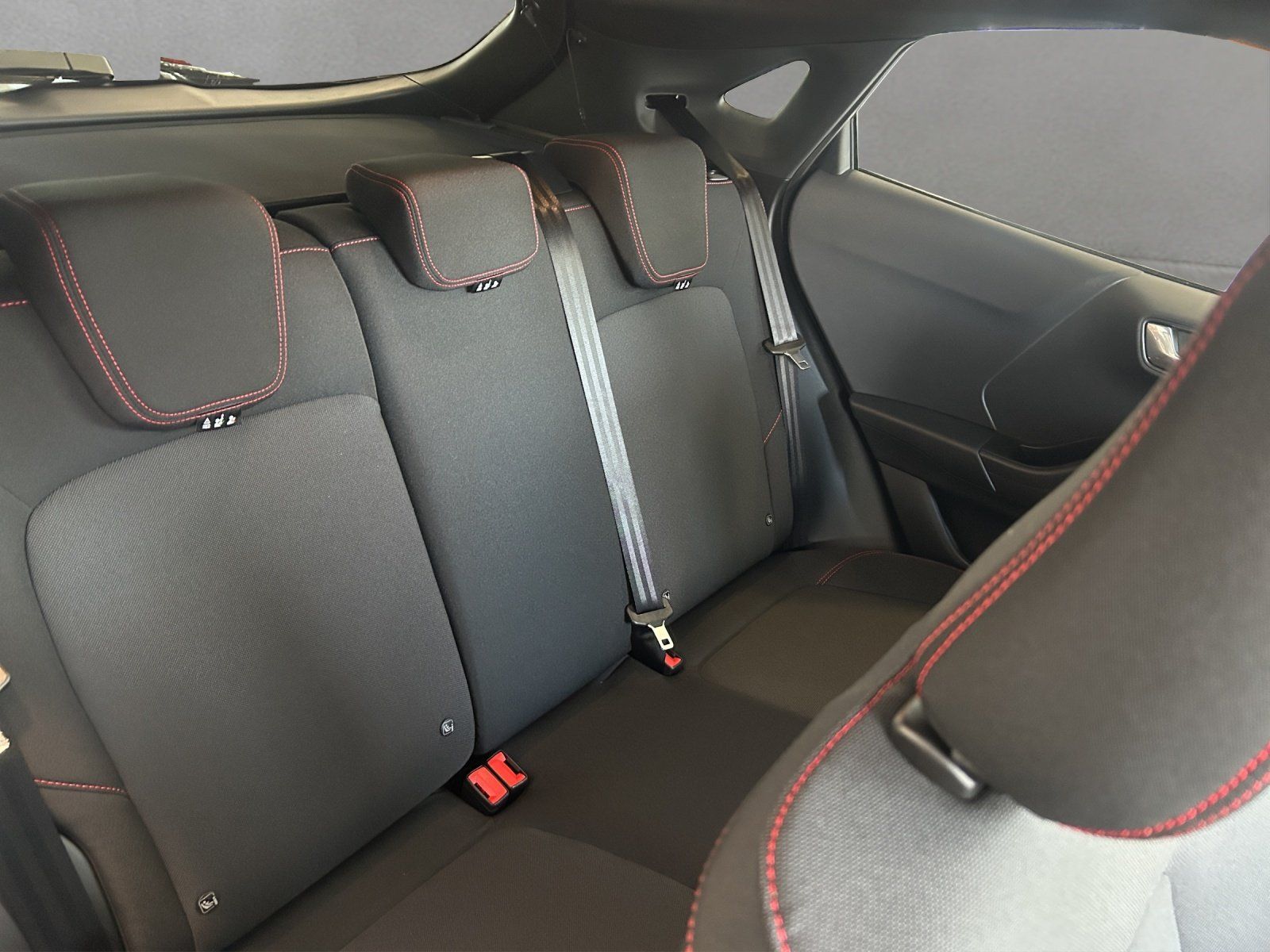 Fahrzeugabbildung Ford Puma ST Line 1,0 Automatik,Panorma,FGS