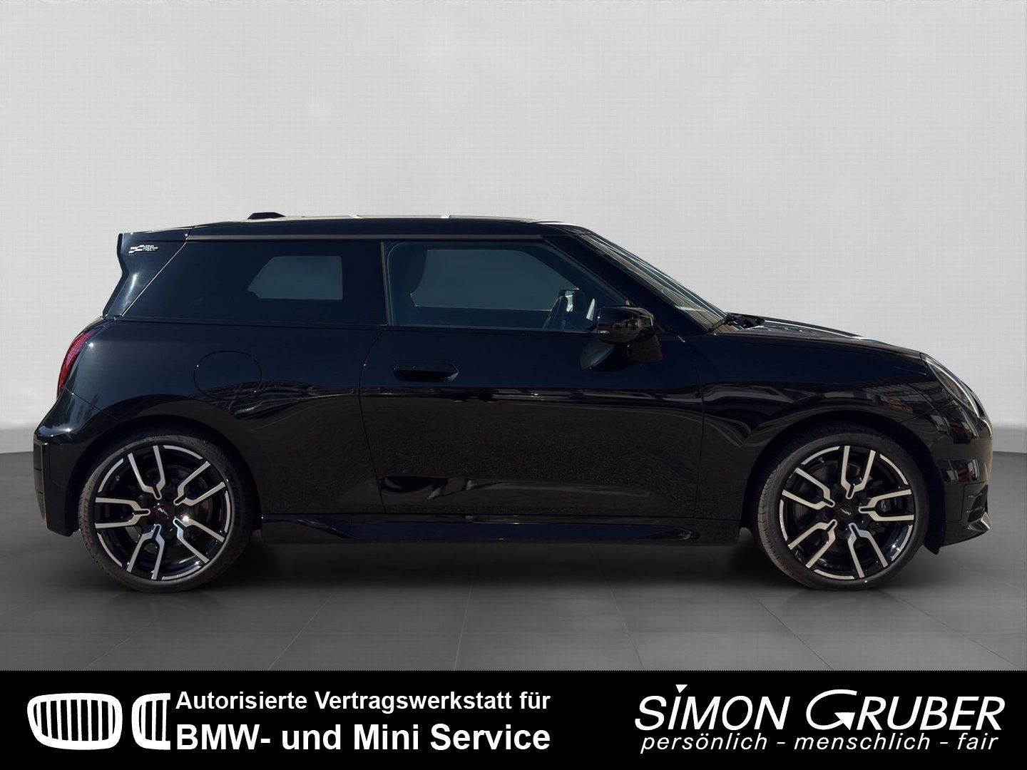 Fahrzeugabbildung MINI Cooper SE John CooperWorks Panorama HUD Ambiente