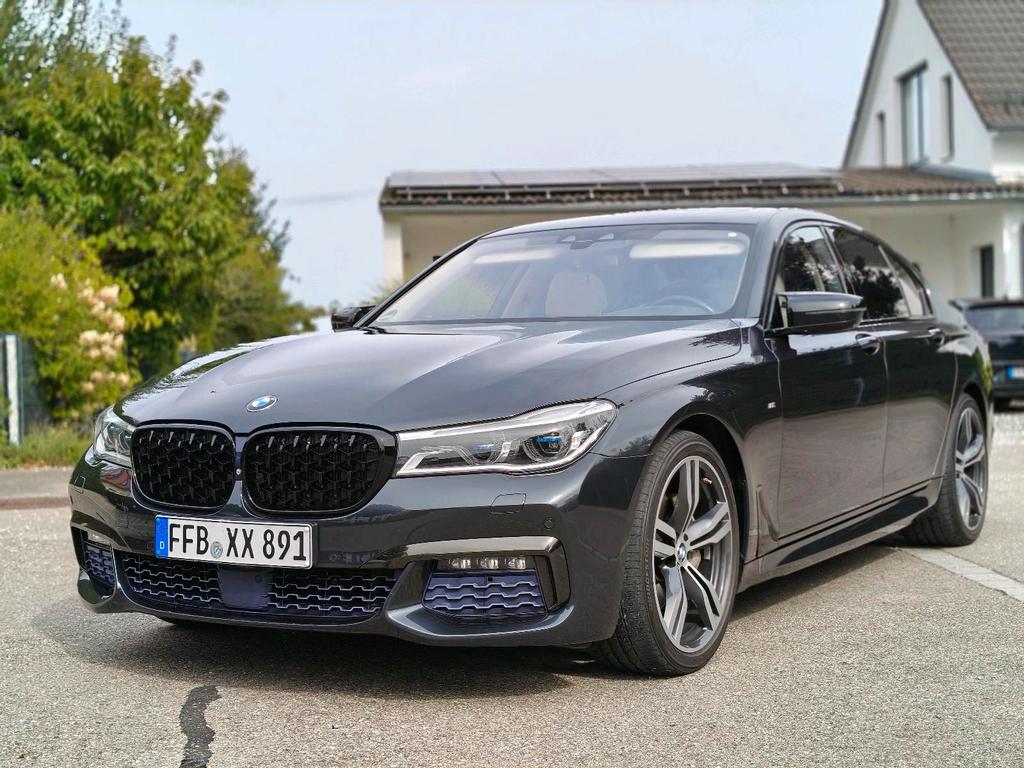 BMW 730