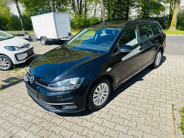 Volkswagen Golf - 2