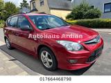 Hyundai i30 cw Classic+ALUS+KLIMAAUT+ - Hyundai i30 aus 2012 mit Diesel-Antrieb: Kombi
