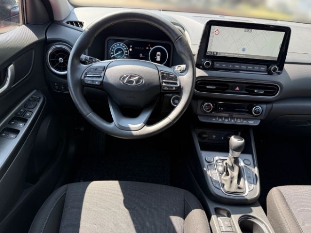 Fahrzeugabbildung Hyundai KONA Prime 2WD 1.6 T-GDI +NAVI+PDC+RFK+KLIMA+ACC
