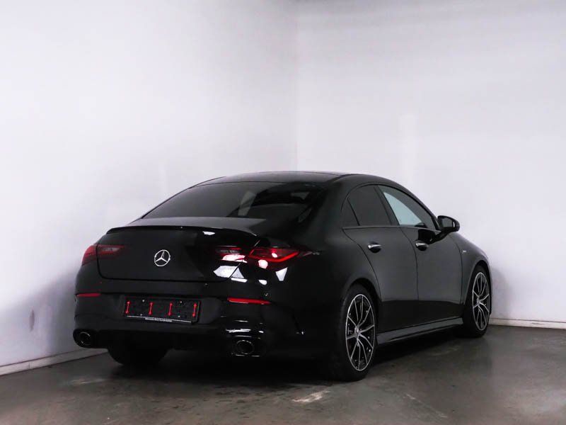 Fahrzeugabbildung Mercedes-Benz CLA 35 4M AMG Premium*Pano*Distro*Totwink*MBeam*