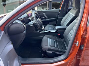 Citroën C4 Shine 1.2 PT 130 EAT8 °LED°ACC°HUD°RFK°Navi°