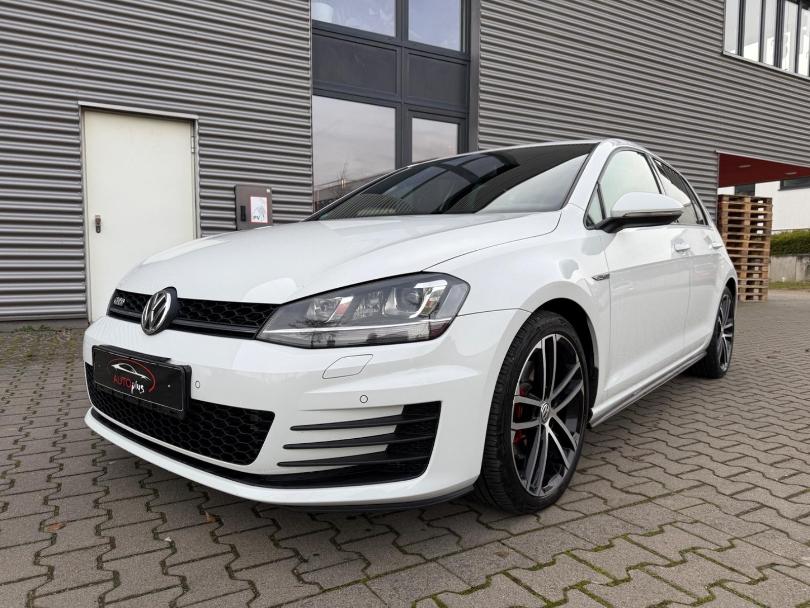 Volkswagen Golf 2.0 TDI DSG BMT GTD,BI XENON, NAVI