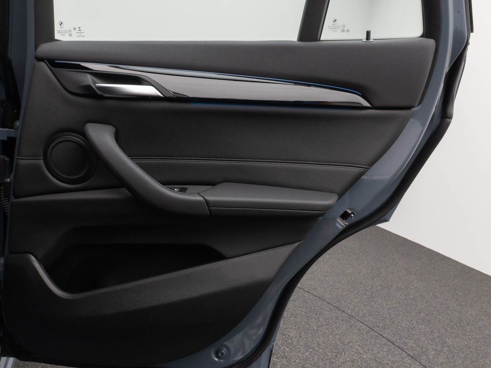 Fahrzeugabbildung BMW X1 xD25e Sport Line Kamera HUD DAB Komfort Navi+