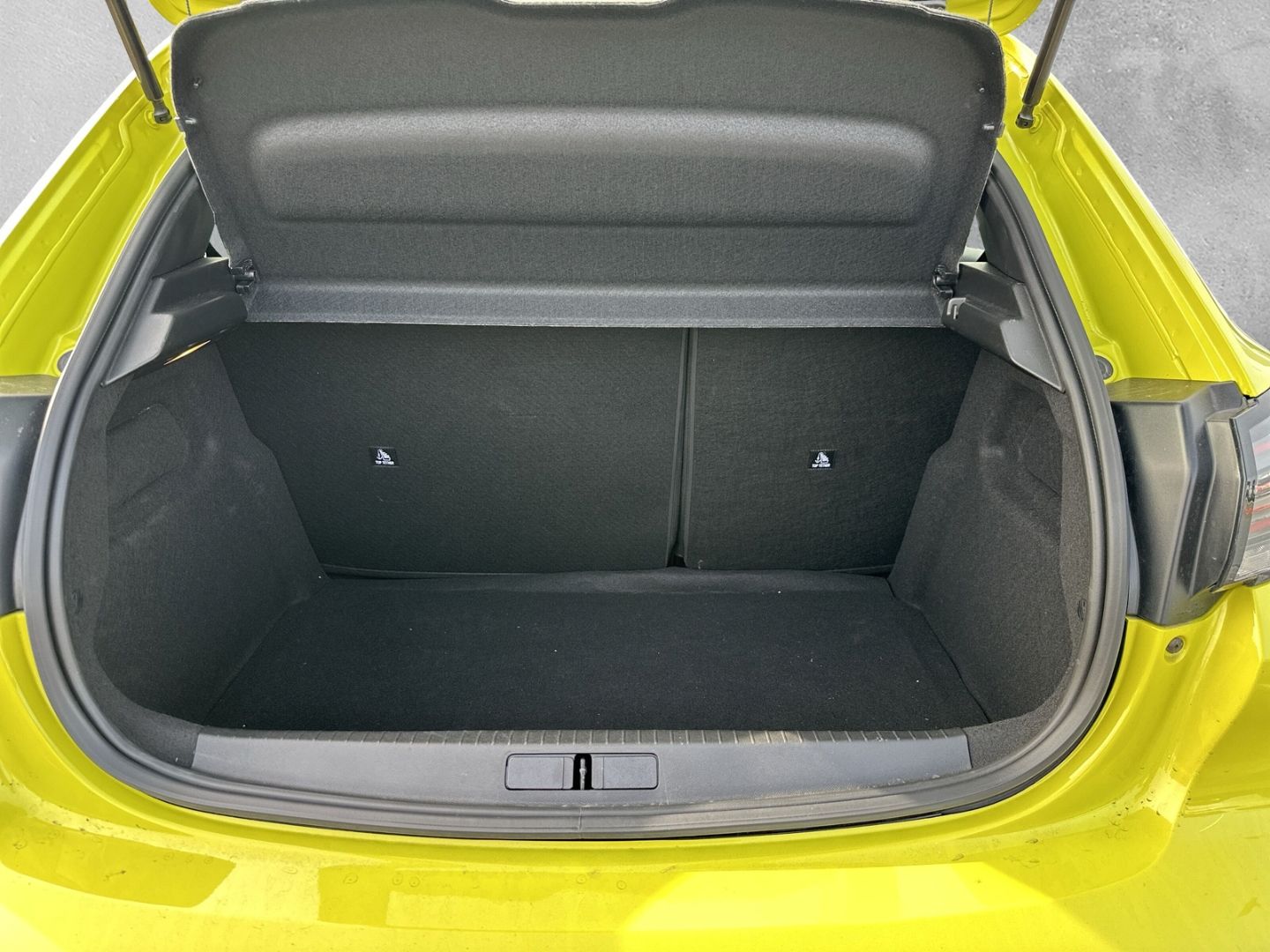 Fahrzeugabbildung Peugeot 208 Style 1.2 PureTech 100 EU6e