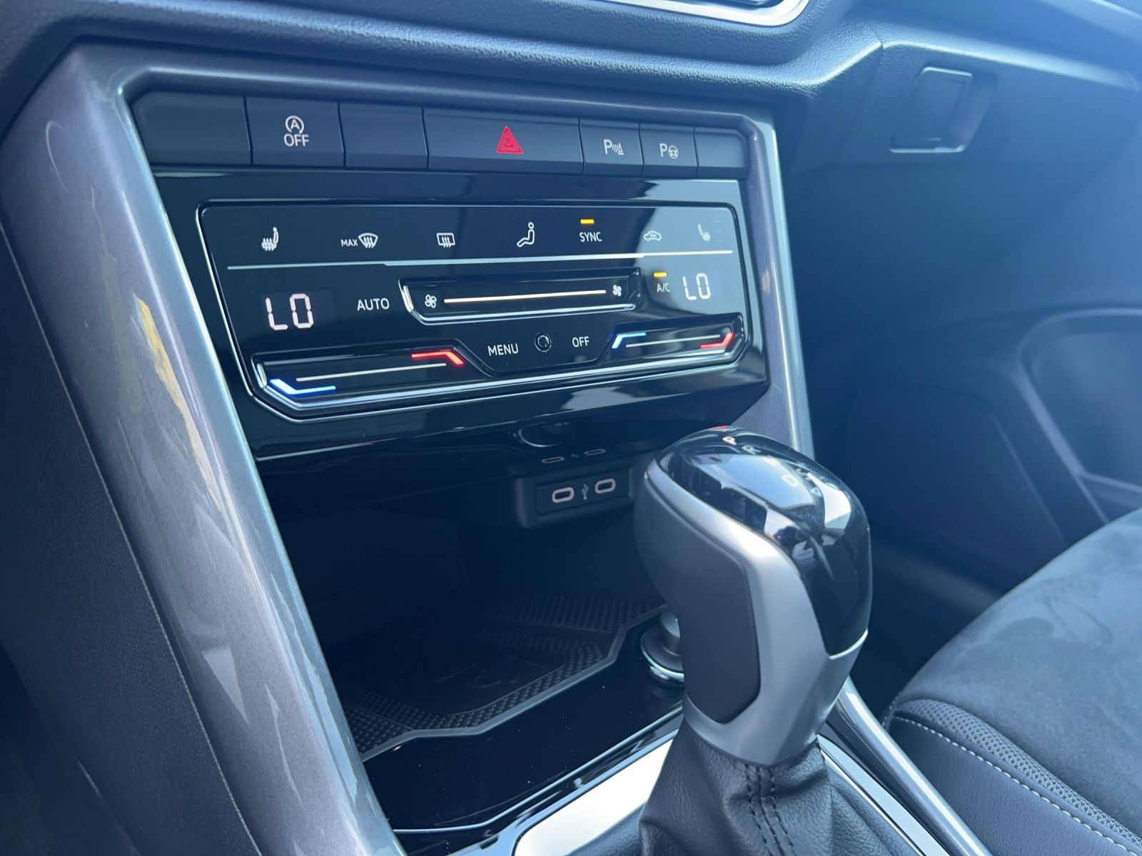 T-Roc Style 1.5 l TSI DSG Pano*Navi*ACC*IQ-Light