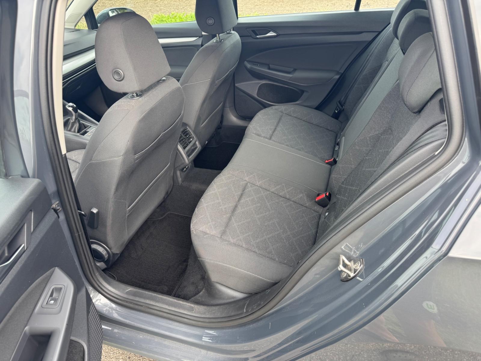 Volkswagen Golf 1.5 Life Variant nur 63tkm, 1.Hd. TÜV Neu, миниатюра 8