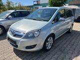 Opel Zafira B Sport.Scheckheftgepflegt Lückenlos. - Opel Zafira Sport mit Benzin-Antrieb
