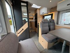 Sunlight T67**Modell 2024**viel Zubehör**