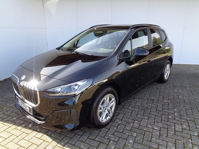 BMW 220i Active Tourer DAB LED Pano.Dach Komfortzg.