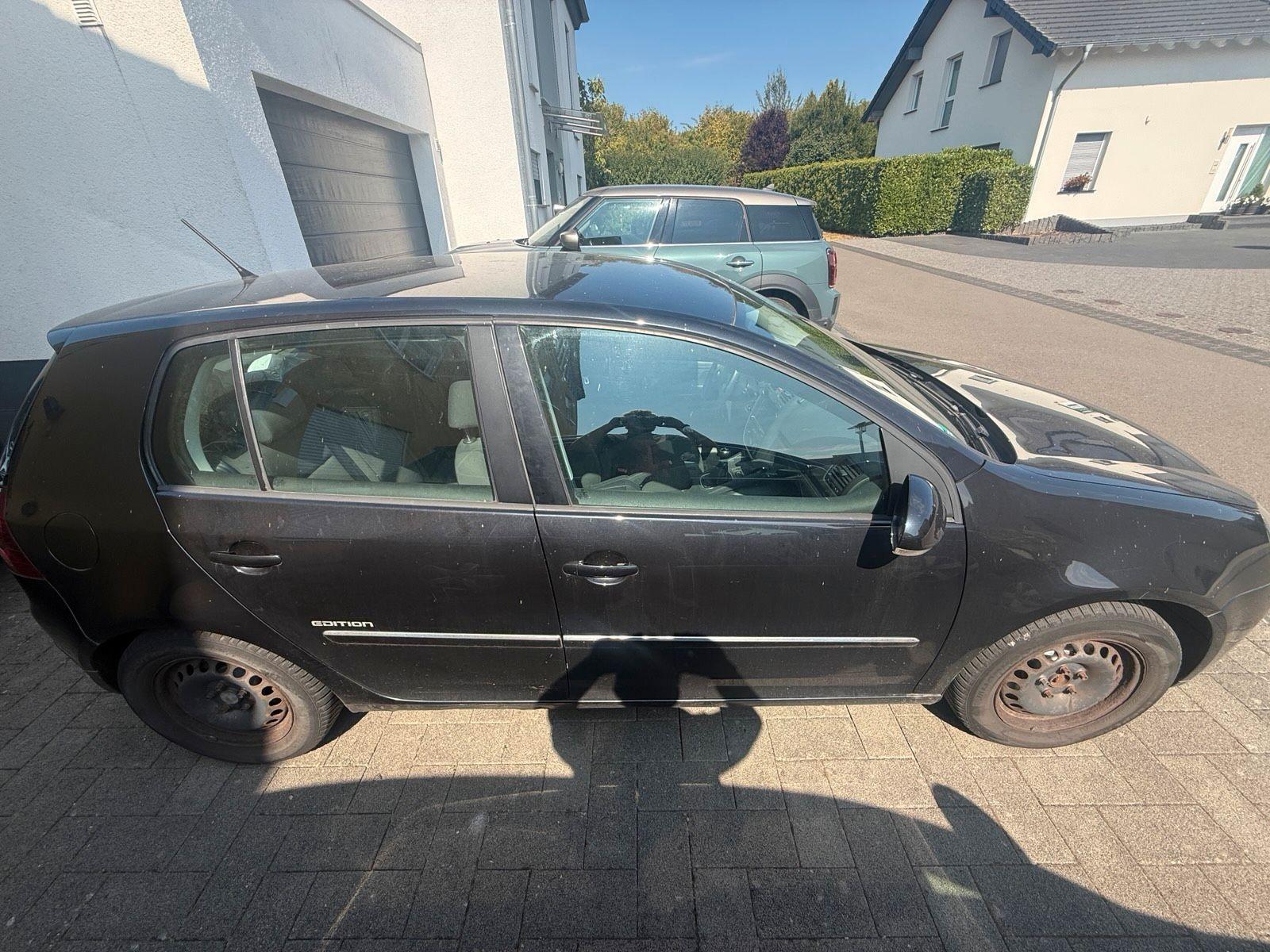 Volkswagen Golf 2009 — photo 12