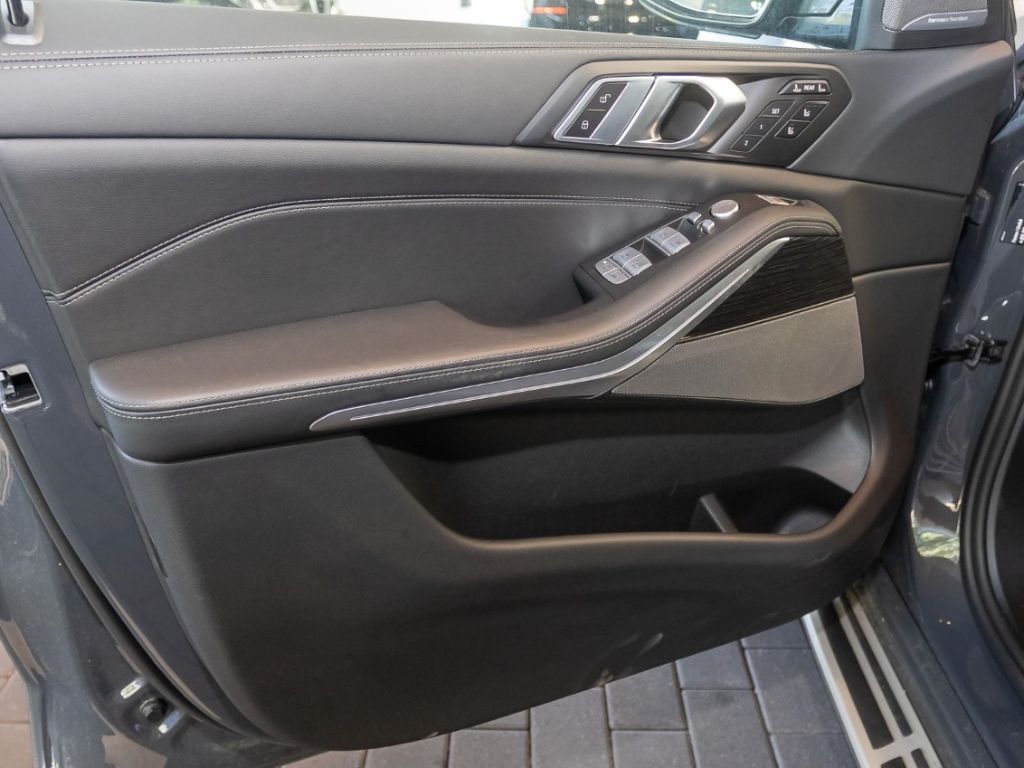 BMW X7 40dMSport AHK Panorama HUD StandHZG Klimasitz foto 5